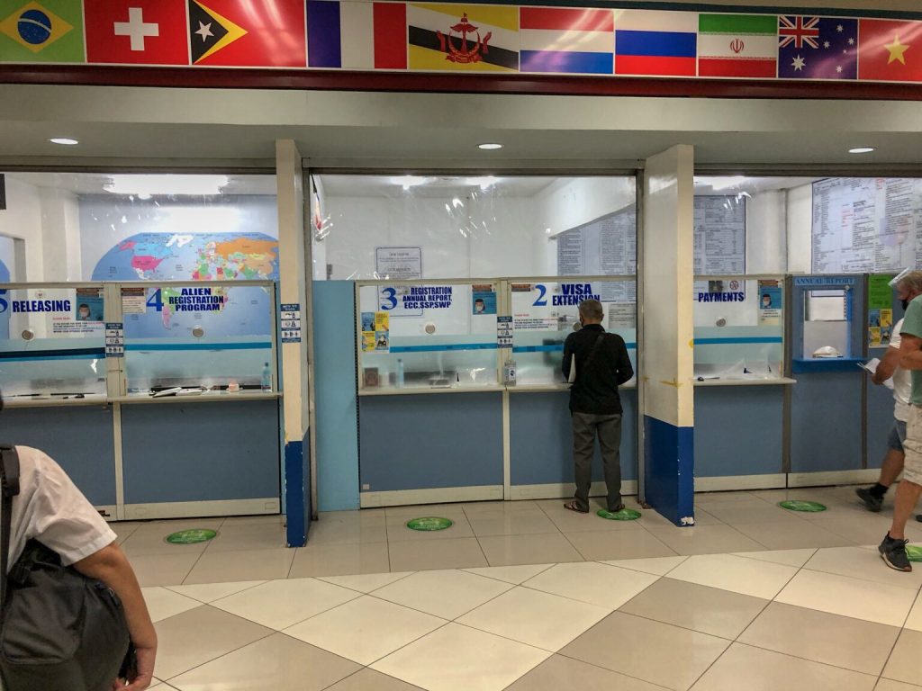 офис для продления визы на Филиппины